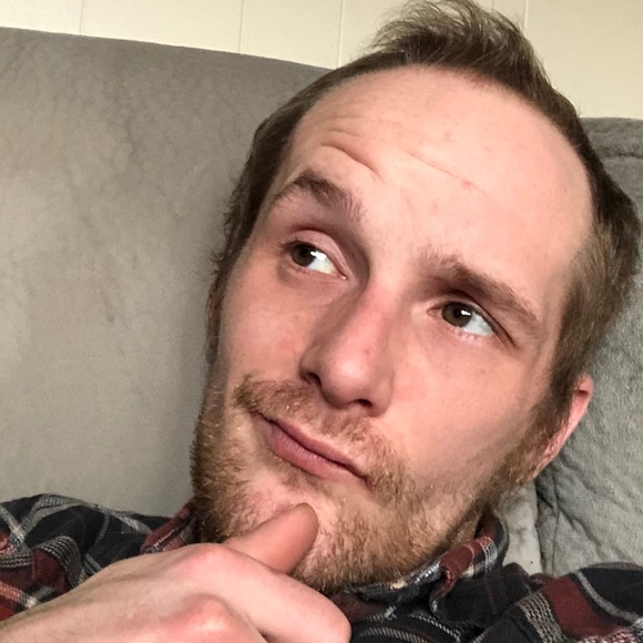 Meet your Posher, Derek - Picture 1 of 1